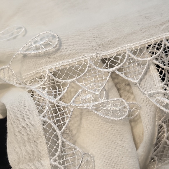 Swedish shop linen shawl - Picture 4 of 10